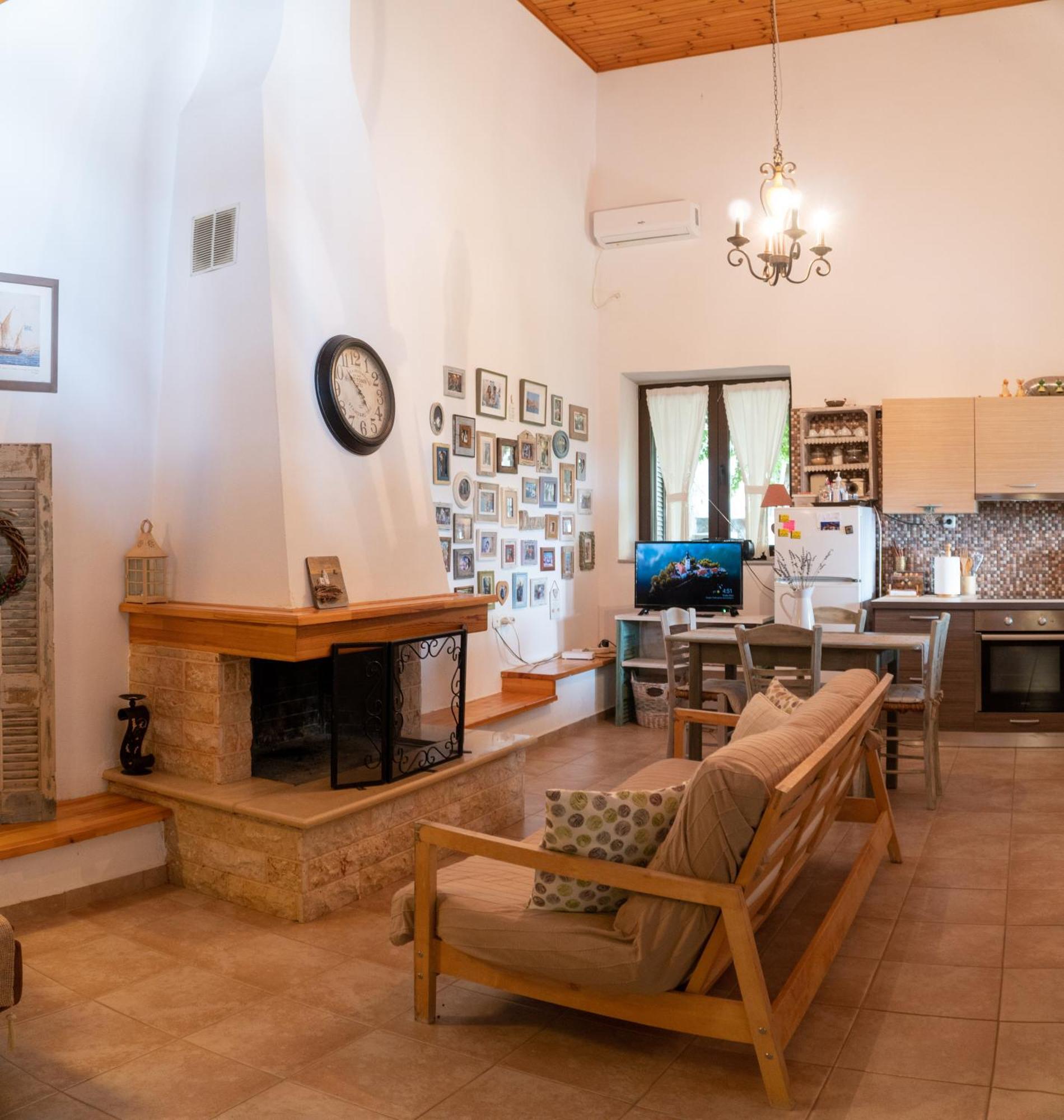 Villa Achinos Akhinos 외부 사진
